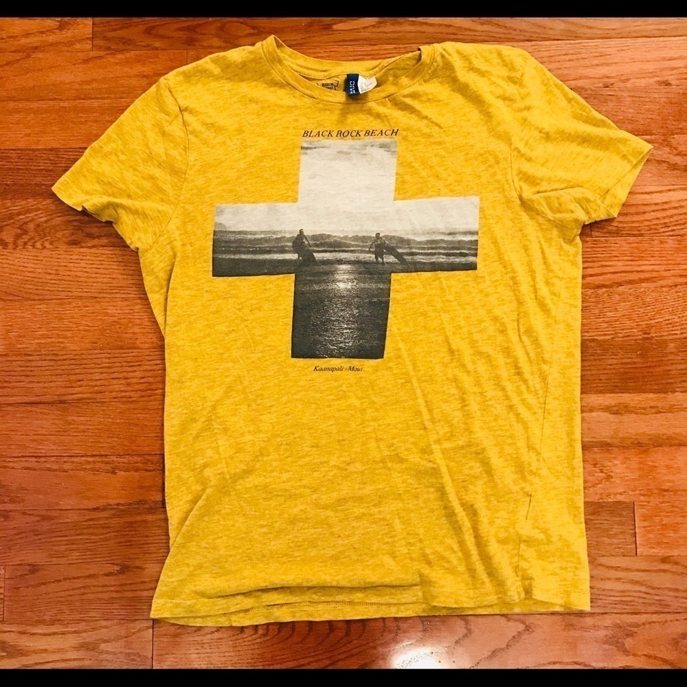 YELLOW H&M BLACK ROCK BEACH SHIRT SMALL  VACATION